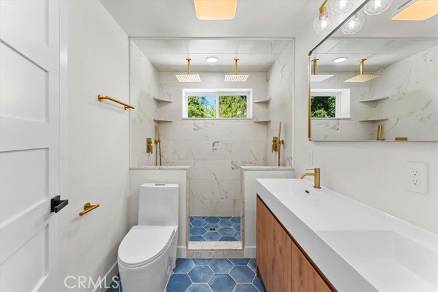 Detail Gallery Image 20 of 58 For 14153 Lake Bld, Shasta Lake,  CA 96019 - 5 Beds | 2 Baths