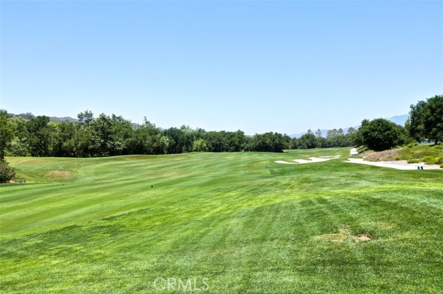 1 Roberts Drive, Coto de Caza CA: https://media.crmls.org/medias/3719942a-e450-46cc-a58e-bbb94c5cbd63.jpg