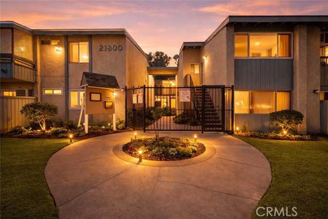 Front Image Thumbnail for CRSR26068057