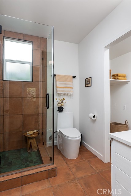 1215 N Avenue 56, Los Angeles CA: https://media.crmls.org/medias/371a868c-8e41-4c89-91e8-c470a2eb2a46.jpg