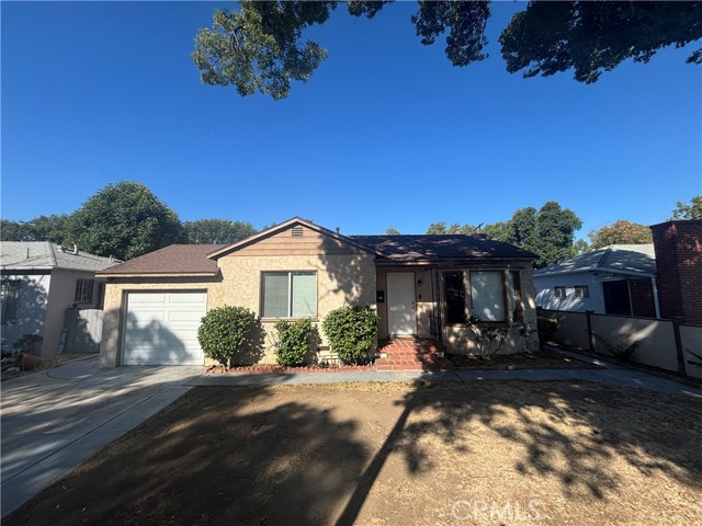 8135 Wakefield Avenue, Panorama City CA: https://media.crmls.org/medias/371b911b-5113-4d86-b67a-4b964d55e4f7.jpg