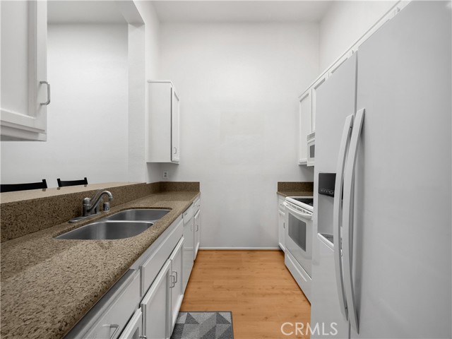 Detail Gallery Image 13 of 25 For 5744 E Creekside #9,  Orange,  CA 92869 - 1 Beds | 1 Baths