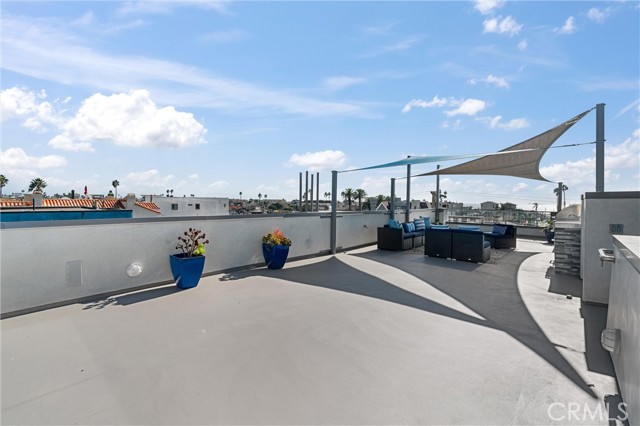 Deck extends the length of the home