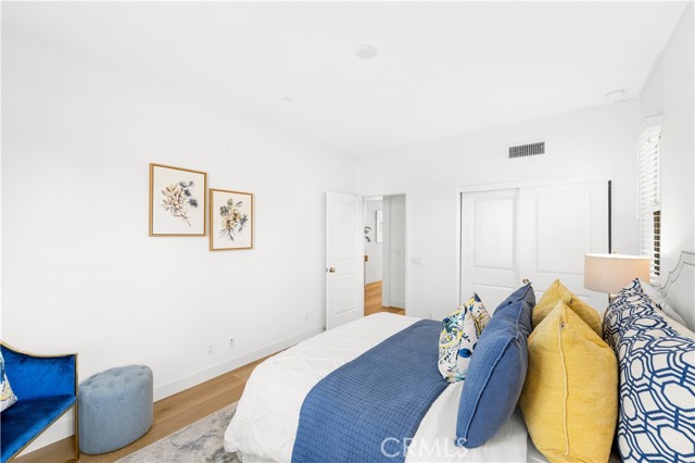 112 Velvet Leaf, Irvine CA: https://media.crmls.org/medias/371dece5-9cd4-4c9a-81af-d888f1768762.jpg