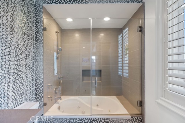 8655 Hillside Avenue, Los Angeles CA: https://media.crmls.org/medias/371df516-520a-49fb-a31d-46c3b394ed84.jpg