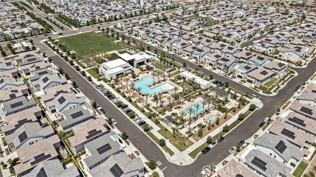251 Brackens, Lake Forest CA: https://media.crmls.org/medias/371e7847-6cce-46c3-9db0-40fc8ee8c4ad.jpg
