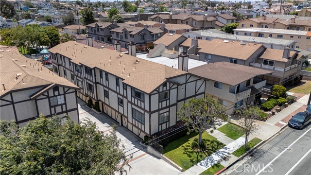 1814 Grant Avenue, Redondo Beach CA: https://media.crmls.org/medias/371ea51a-286c-48ef-838e-5561736f2a37.jpg