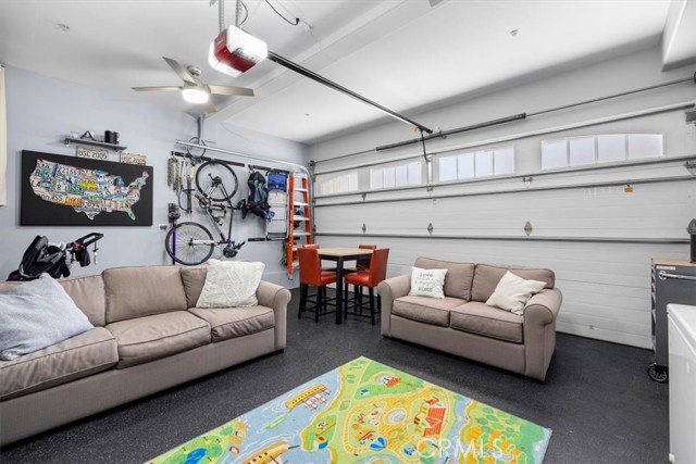 2010 Gates Avenue, Redondo Beach, California 90278, 4 Bedrooms Bedrooms, ,3 BathroomsBathrooms,Residential,Sold,Gates,SB22098892