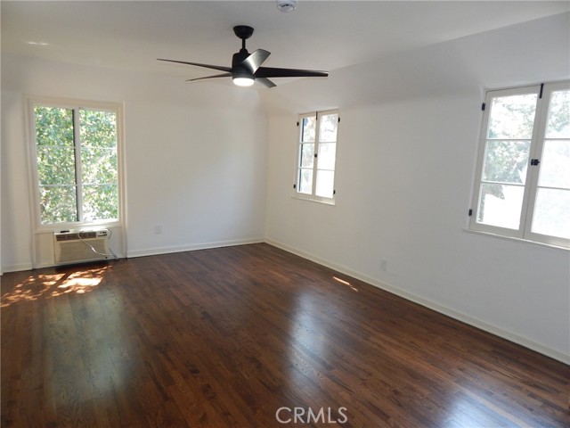 Detail Gallery Image 19 of 33 For 1764 Prospect Dr, Los Angeles,  CA 90046 - 2 Beds | 2 Baths