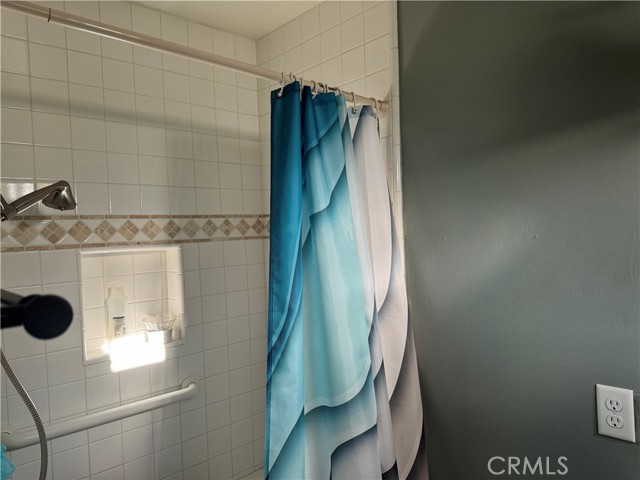 Detail Gallery Image 12 of 22 For 11190 Thrush Dr, Riverside,  CA 92505 - 3 Beds | 2 Baths