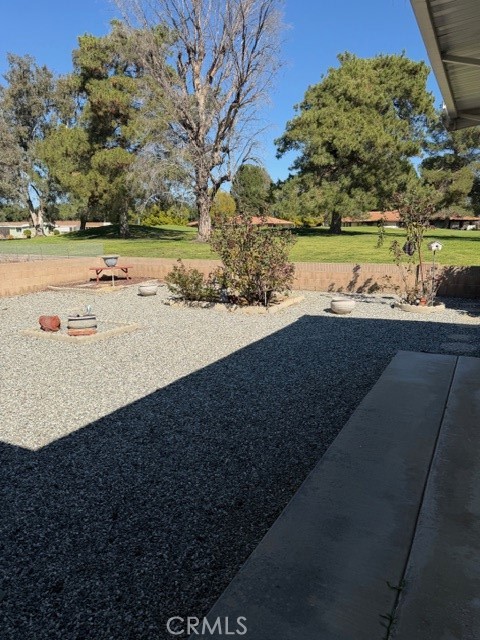 Detail Gallery Image 16 of 23 For 1232 Brentwood Way, Hemet,  CA 92545 - 2 Beds | 2 Baths