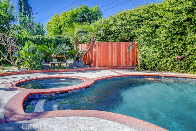 Detail Gallery Image 33 of 50 For 2401 E Avalon, Santa Ana,  CA 92705 - 5 Beds | 3 Baths