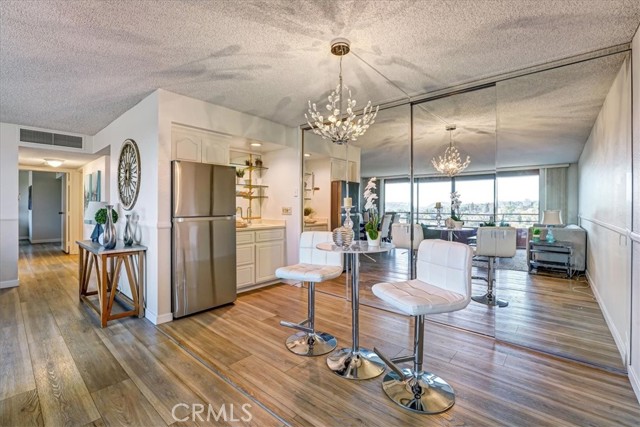 Detail Gallery Image 3 of 35 For 24055 Paseo Del Lago #1302,  Laguna Woods,  CA 92637 - 2 Beds | 2 Baths