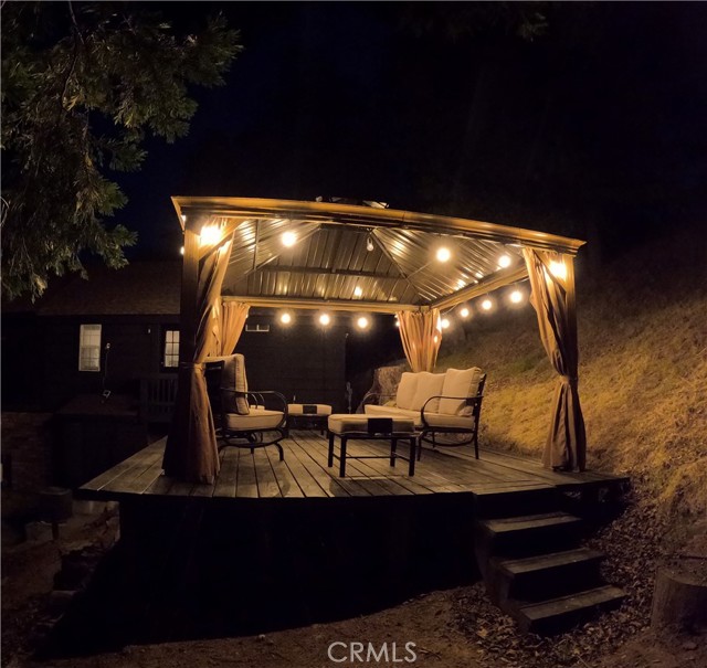 24834 Edelweiss Drive, Crestline, CA 92325