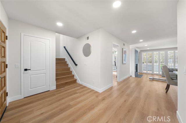 540 Pittsfield Court, Long Beach CA: https://media.crmls.org/medias/37240aa6-d14a-4109-ad48-34f82bcb23d6.jpg