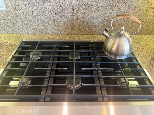 4069 Nancy Circle, Corona CA: https://media.crmls.org/medias/372468dc-f81d-4672-8599-648cb0d0ca21.jpg