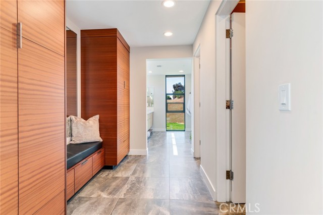 Detail Gallery Image 28 of 71 For 1922 Edgefair Ln, Redlands,  CA 92373 - 3 Beds | 3/1 Baths