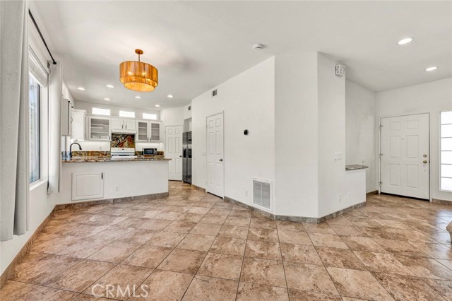 Detail Gallery Image 11 of 39 For 27 Cayman Brac, Aliso Viejo,  CA 92656 - 3 Beds | 2/1 Baths