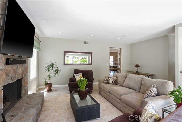 3504 Laurel Avenue, Manhattan Beach, California 90266, 3 Bedrooms Bedrooms, ,3 BathroomsBathrooms,Residential,Sold,Laurel,SB21071464