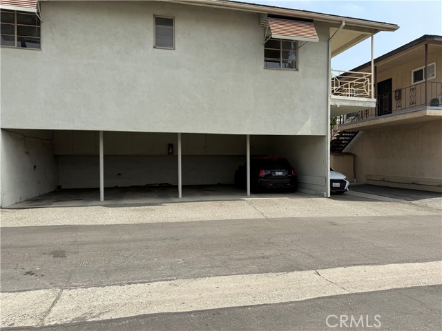 816 Southview Road, Arcadia CA: https://media.crmls.org/medias/372711b1-9fd2-4206-8131-754bd5c487bf.jpg