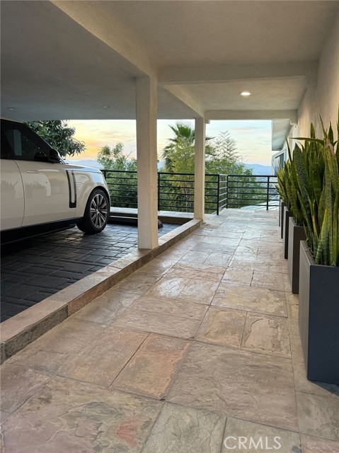 3863 Sherwood Place, Sherman Oaks CA: https://media.crmls.org/medias/37279f17-6160-434a-8233-ac40817a84cc.jpg