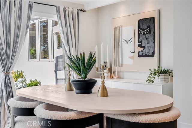 Detail Gallery Image 9 of 30 For 360 Diamond St, Laguna Beach,  CA 92651 - 4 Beds | 3 Baths
