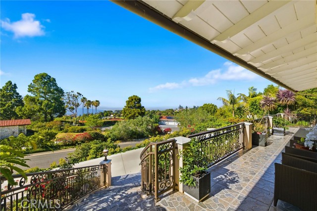 1400 Via Arco, Palos Verdes Estates, California 90274, 4 Bedrooms Bedrooms, ,1 BathroomBathrooms,Residential,For Sale,Via Arco,PV26073869