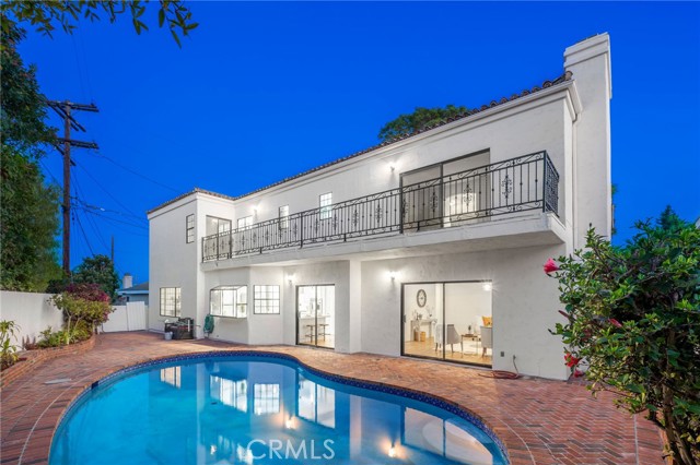 3229 Raintree Avenue, Torrance CA: https://media.crmls.org/medias/3728275e-f202-4dac-901b-cc80b85ce51f.jpg