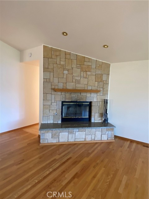 19232 N Shore Court, Hidden Valley Lake CA: https://media.crmls.org/medias/3728380a-edf0-4230-9eec-279f0474fc87.jpg