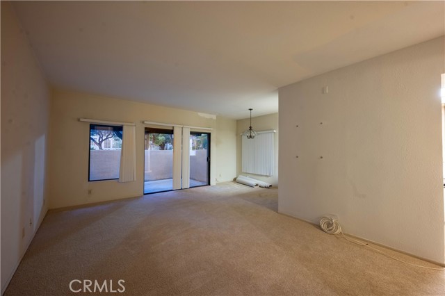 Detail Gallery Image 5 of 15 For 484 S Euclid Ave #101,  Pasadena,  CA 91101 - 2 Beds | 3 Baths