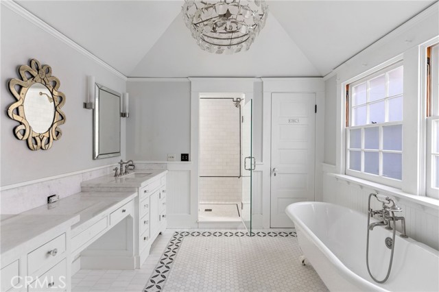 404 17th Street, Manhattan Beach, California 90266, 3 Bedrooms Bedrooms, ,2 BathroomsBathrooms,Residential,Sold,17th,SB21090546