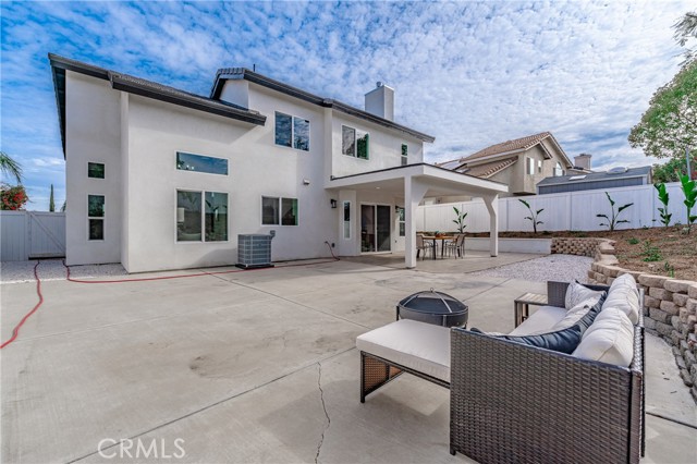 26687 Colt Drive, Corona CA: https://media.crmls.org/medias/372948eb-b01f-47a4-a456-2d4741d9219f.jpg
