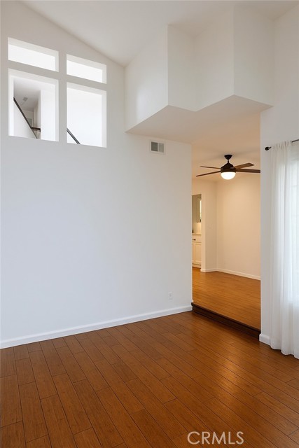 Detail Gallery Image 4 of 24 For 23057 Park Dulce, Calabasas,  CA 91302 - 3 Beds | 2/1 Baths