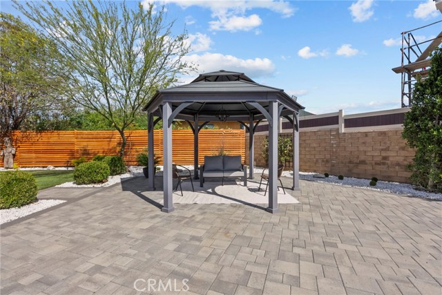 Detail Gallery Image 39 of 44 For 9549 Gladbeck, Northridge,  CA 91324 - 5 Beds | 2/1 Baths