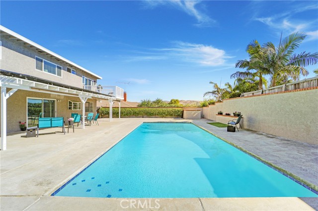 Detail Gallery Image 34 of 37 For 25402 Westborne Dr, Dana Point,  CA 92629 - 4 Beds | 3 Baths