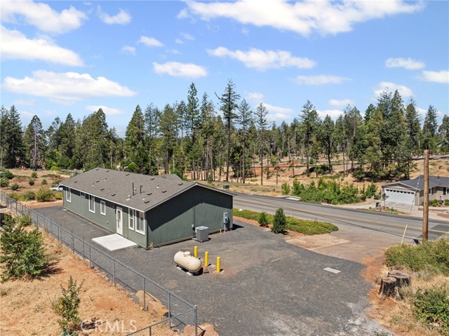 13872 S Park Drive, Magalia CA: https://media.crmls.org/medias/372b5c58-01a9-4382-9506-25a087a58f64.jpg