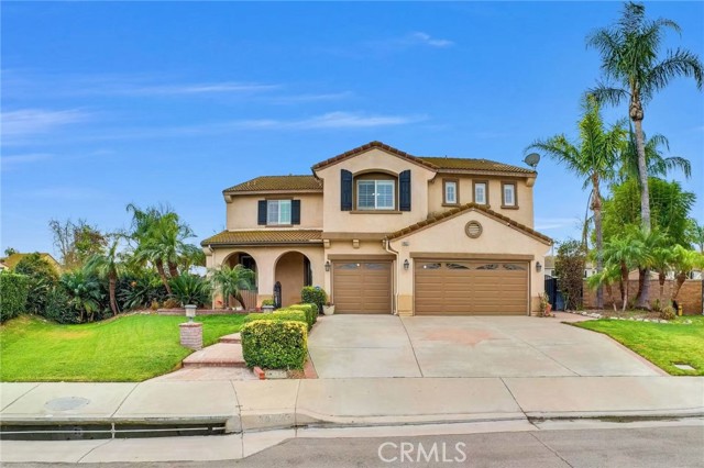 Detail Gallery Image 2 of 61 For 14037 Hollywood Ave, Corona,  CA 92880 - 4 Beds | 3 Baths