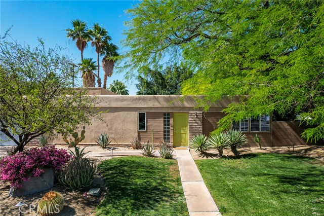 Detail Gallery Image 62 of 69 For 576 E Desert Holly Cir, Palm Springs,  CA 92262 - 3 Beds | 2 Baths