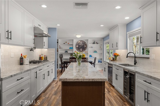 Detail Gallery Image 19 of 45 For 1525 Garden St, Redlands,  CA 92373 - 5 Beds | 2/1 Baths