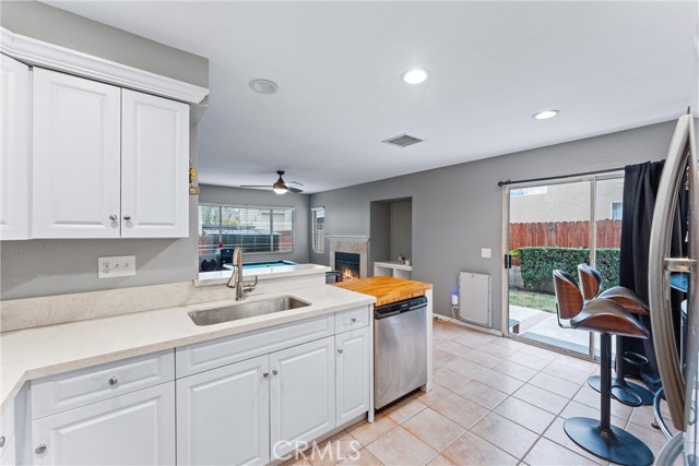 Detail Gallery Image 13 of 36 For 990 Primrose Ln, Corona,  CA 92878 - 3 Beds | 2/1 Baths