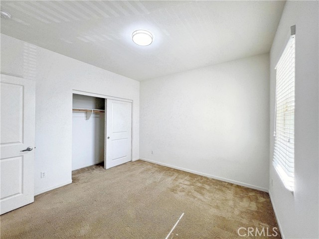 4953 S Bountiful Trail, Ontario CA: https://media.crmls.org/medias/372c8da6-ceb7-42aa-9ff8-9fcd21e3f93e.jpg