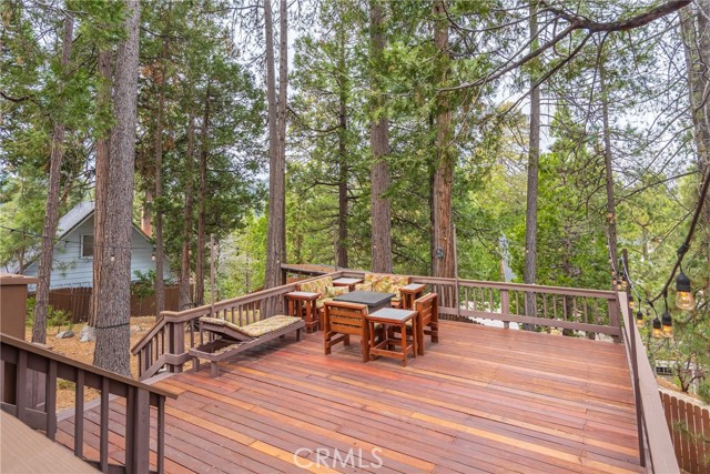 Detail Gallery Image 17 of 35 For 414 Pioneer Rd, Lake Arrowhead,  CA 92352 - 4 Beds | 2 Baths
