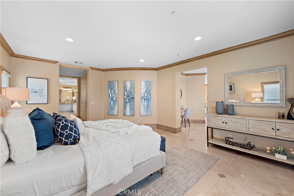 MLS #OC26159628 image #31