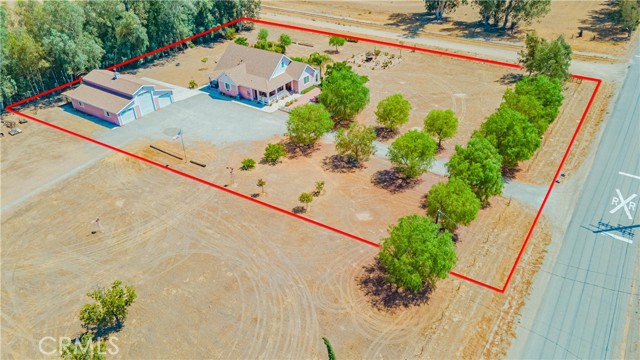 Detail Gallery Image 2 of 61 For 28200 Patterson Ave, Winchester,  CA 92596 - 3 Beds | 2 Baths