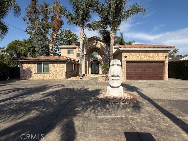 5724 Tampa Avenue