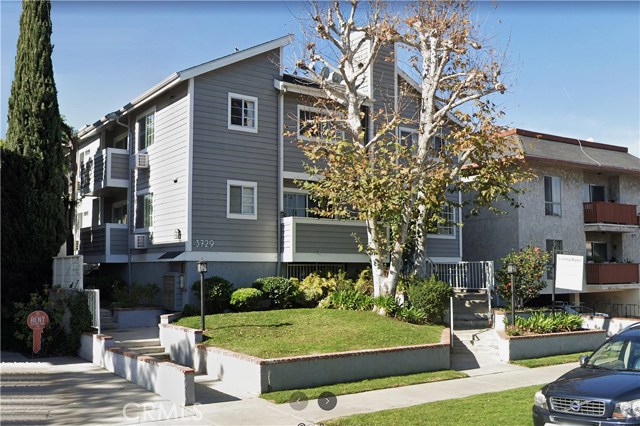 3729 Vinton Avenue Los Angeles, California Beautiful 1987 Construction 11-Unit asset located in the heart of Palms at 3729 Vinton Ave., Los Angeles. With Prop 21 failing to pass, new buyers can take advantage of this Value-Add, NON-RENT CONTROLLED asset offering a great return on pro-forma numbers. This "A" location property with great curb appeal has strong upside once units are rented. The Vinton apartments have a great mix of (1) 2-Bd/2-Ba Townhouse, (4) 2-Bd/2-Ba, & (6) 1-Bd/1-Ba units. FOUR UNIITS WILL DELIVERED TENANT READY, including Three 1-Bed and One 2-Bed. All of the tenant ready units will be delivered completely Remodeled. The remaining rented out units have been renovated and are in pristine condition. These overly spacious units feature new hardwood flooring, granite countertops, new paint, new interior fixtures, as well as Dishwashers and A/C. Additionally, each unit comes with their own private balcony. There is copper plumbing throughout the building. Built in the 80's, there is plenty of parking for each tenant to go along with the additional street parking. Currently operating near a 4% Cap, there is plenty of room to increase the rents and achieve a 5% Cap. Only minutes away from Millions of $ in development, this renovated property is an ideal pickup for any exchange buyer or investor looking to own in one of Los Angeles's top rental markets.