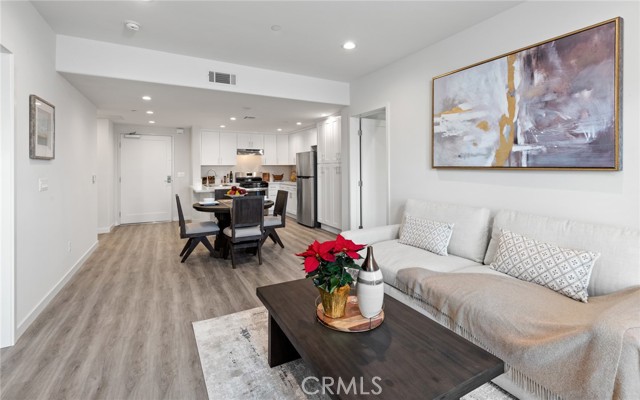 Detail Gallery Image 16 of 50 For 419 N Chandler Ave #411,  Monterey Park,  CA 91754 - 2 Beds | 2/1 Baths