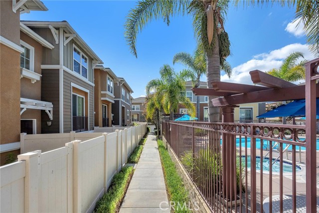 Detail Gallery Image 3 of 36 For 3538 Torrance, Torrance,  CA 90503 - 3 Beds | 2/1 Baths