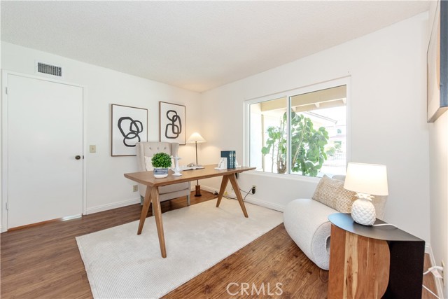 Detail Gallery Image 11 of 32 For 2536 Greenhill Dr, Fullerton,  CA 92833 - 4 Beds | 2 Baths