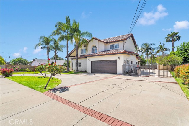 Detail Gallery Image 4 of 60 For 1048 Gladstone St, La Verne,  CA 91750 - 5 Beds | 4/1 Baths
